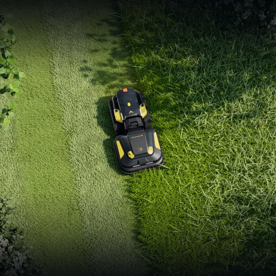 Yarbo Pro robotgräsklippare med snöslungsmodul LEASA FRÅN 1295KR EX MOMS/MÅN